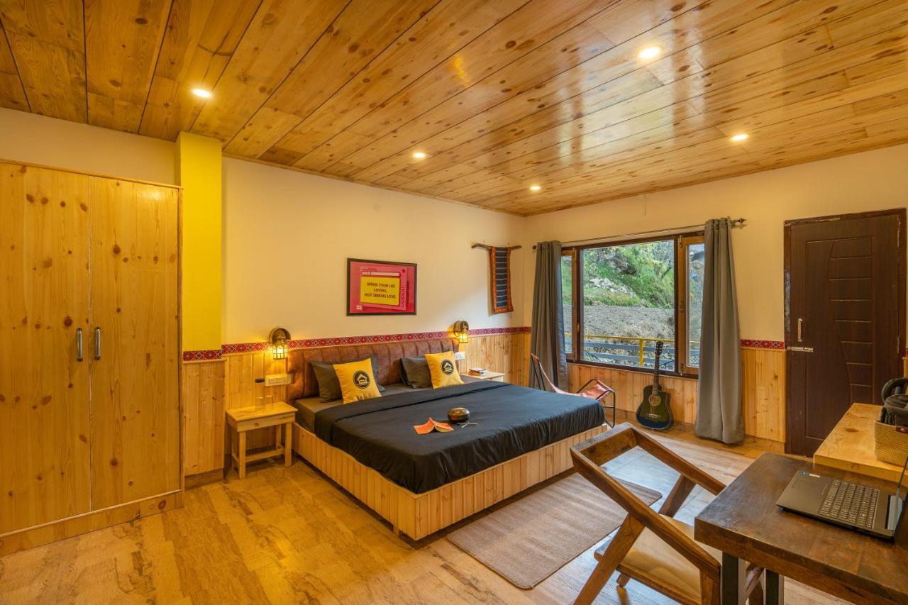 The Hosteller Tirthan Valley Gushaini Exterior foto