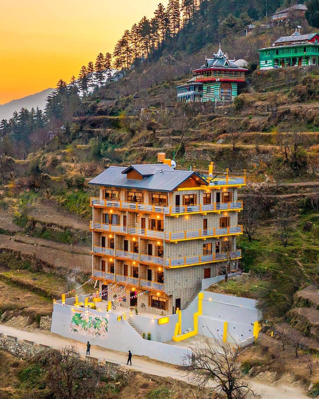 The Hosteller Tirthan Valley Gushaini Exterior foto
