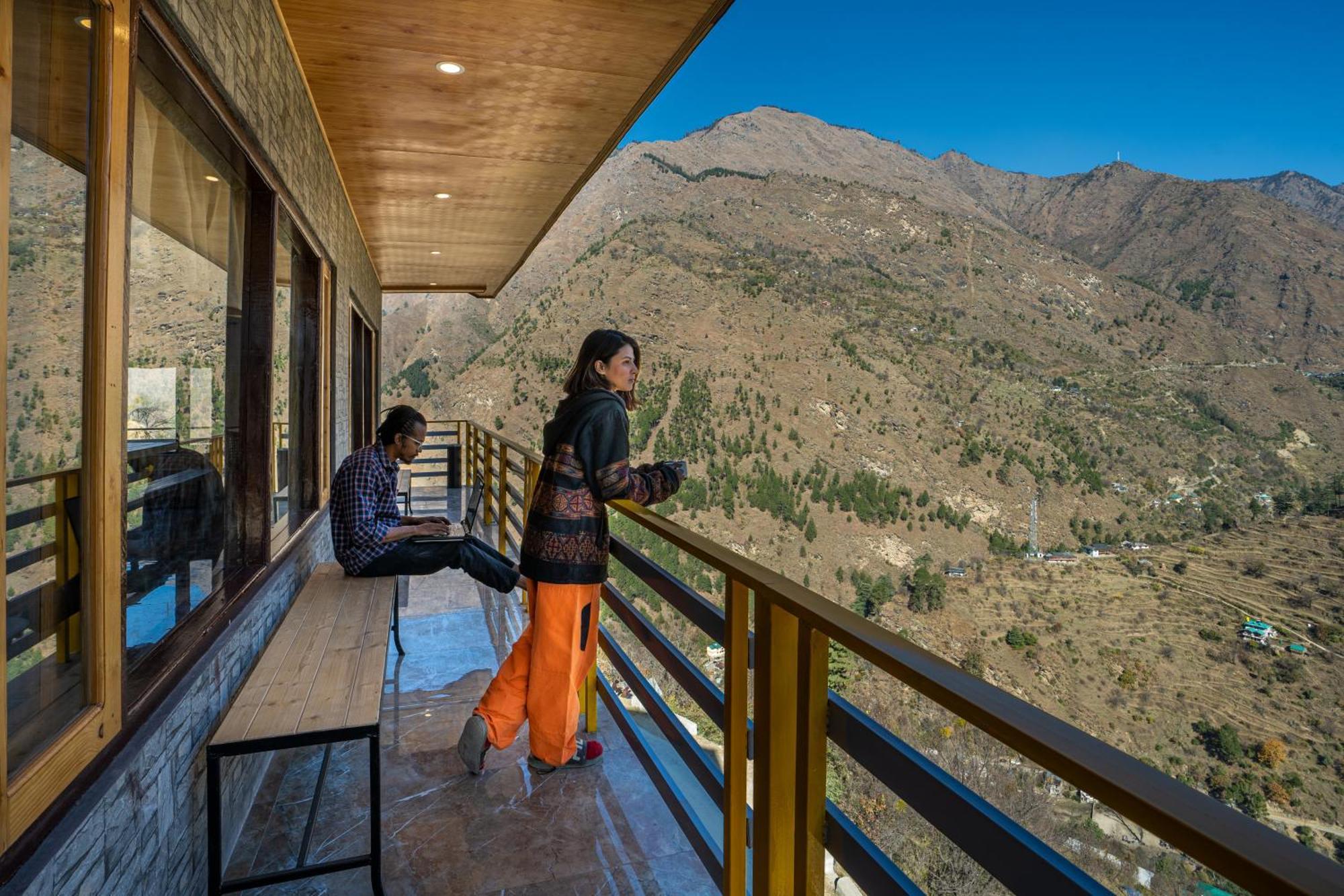 The Hosteller Tirthan Valley Gushaini Exterior foto